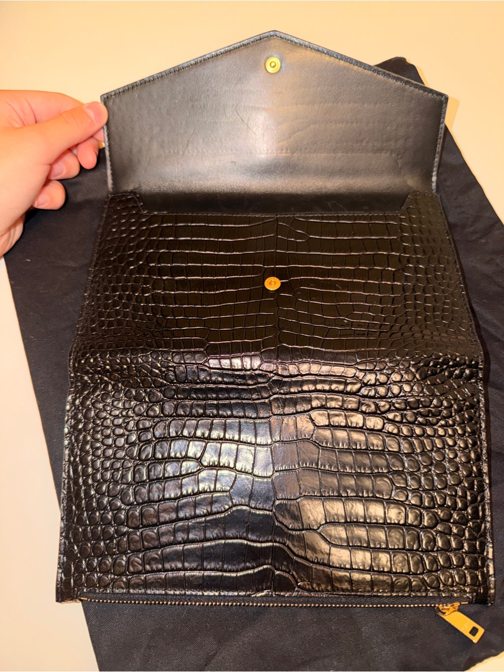 SAINT LAURENT Uptown Clutch In Croc-Embossed Leather Black Wallet - Picture 4 of 8